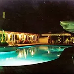 Otel La Cite 3*