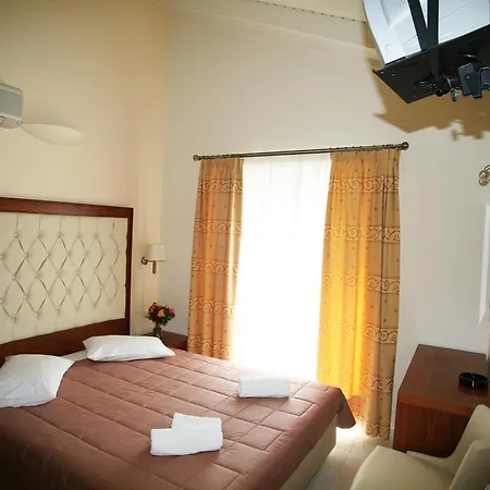 Отель La Cite